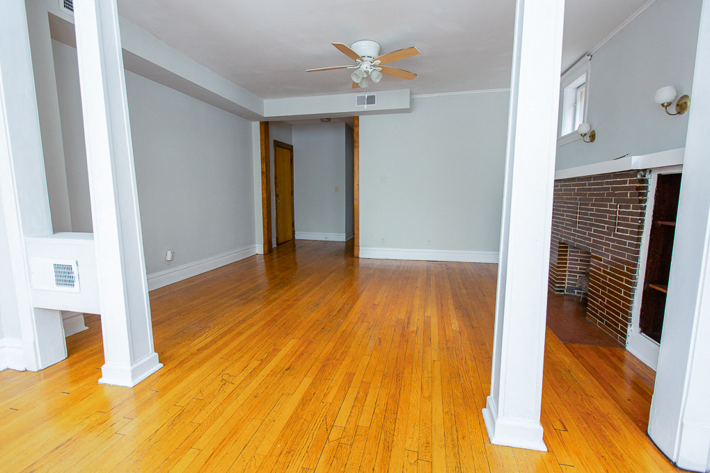 1104 N. Oakley Blvd. 1104 N. Oakley Blvd., Chicago, IL 60622 West Town - Leasing by Cross Street